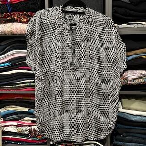 Vince • SILK Popover Ladder Print Silk Blouse